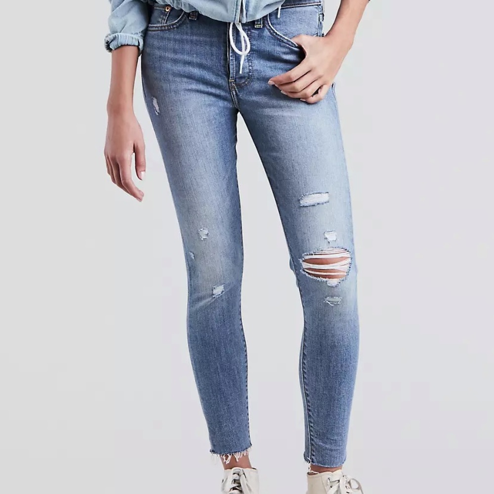 LEVI’S | 26 | women’s wedgie skinny jean, size 26